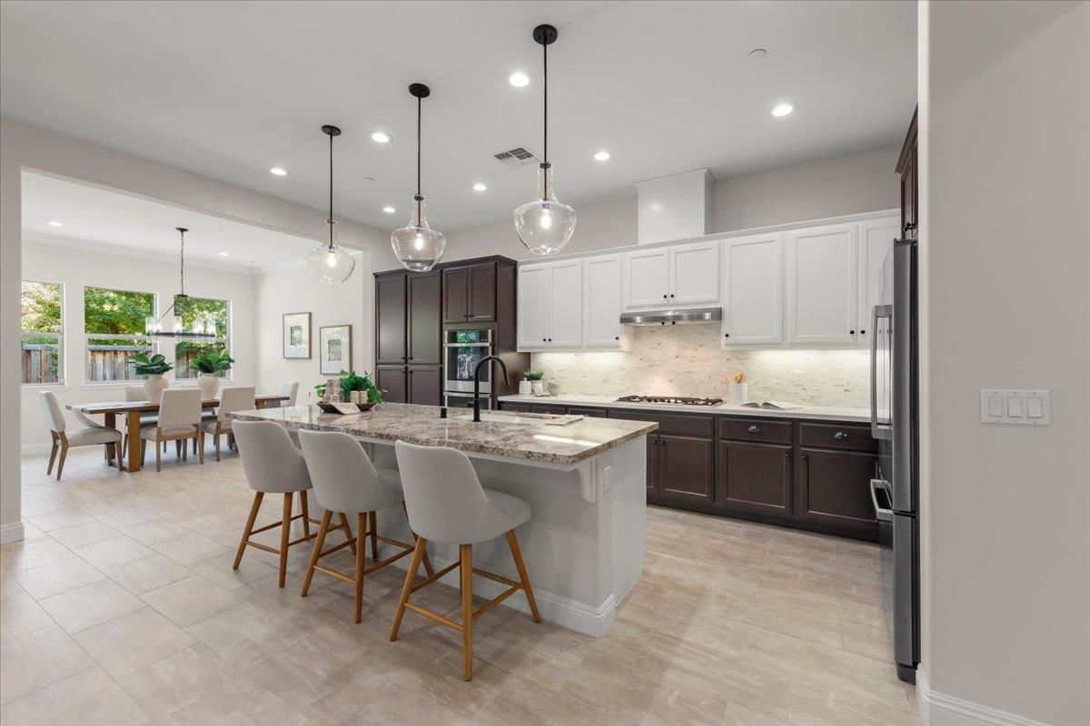 Detail Gallery Image 14 of 39 For 664 Juliann Way, Morgan Hill,  CA 95037 - 4 Beds | 3/1 Baths