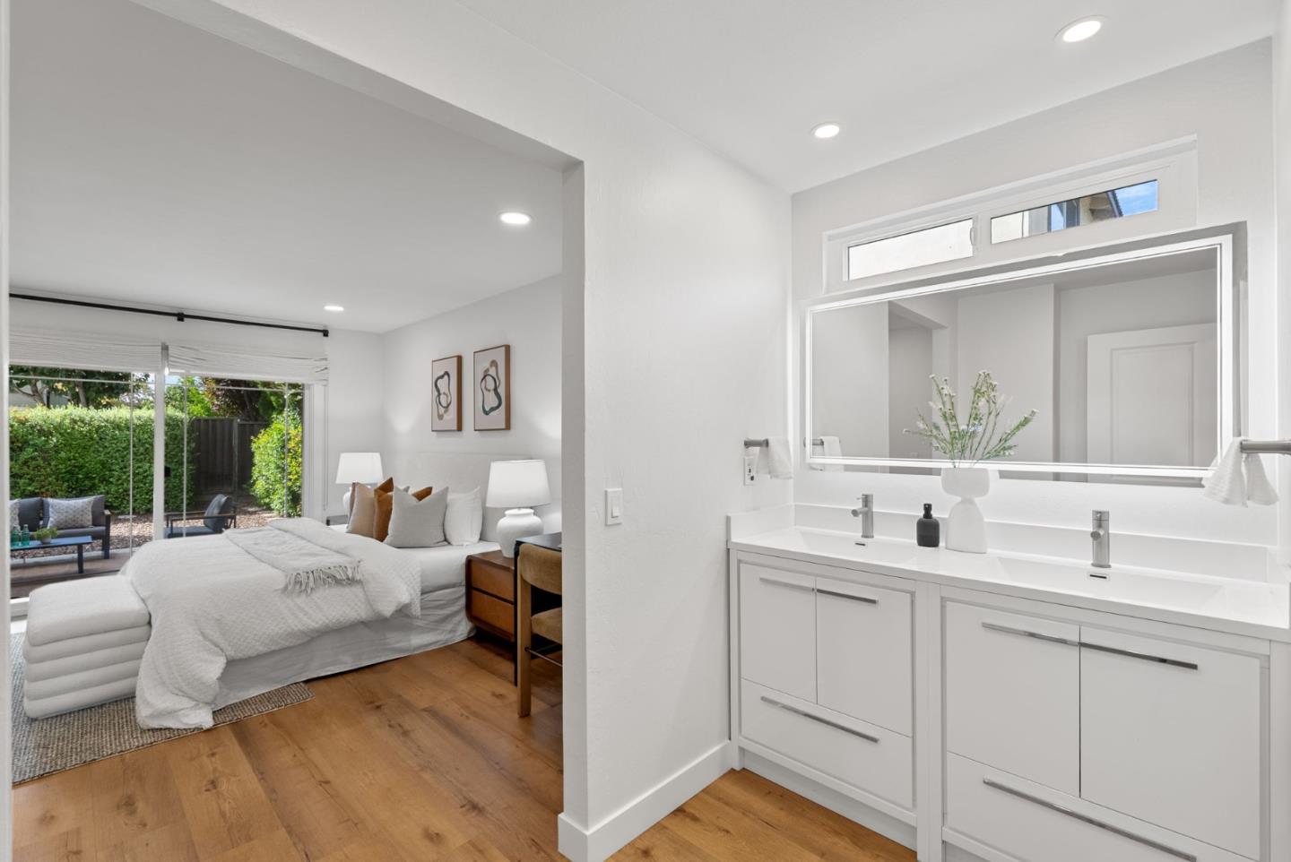 Detail Gallery Image 15 of 30 For 827 Poplar Ave, Sunnyvale,  CA 94086 - 3 Beds | 2 Baths