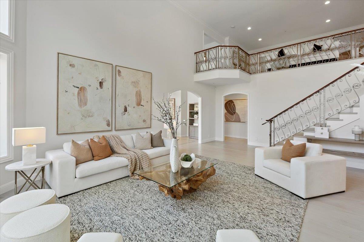 Detail Gallery Image 12 of 72 For 23525 Ravensbury Ave, Los Altos Hills,  CA 94024 - 4 Beds | 4/1 Baths