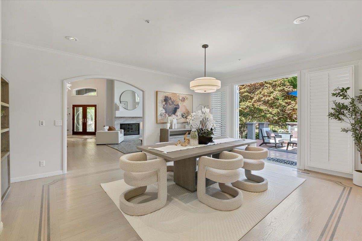 Detail Gallery Image 13 of 72 For 23525 Ravensbury Ave, Los Altos Hills,  CA 94024 - 4 Beds | 4/1 Baths