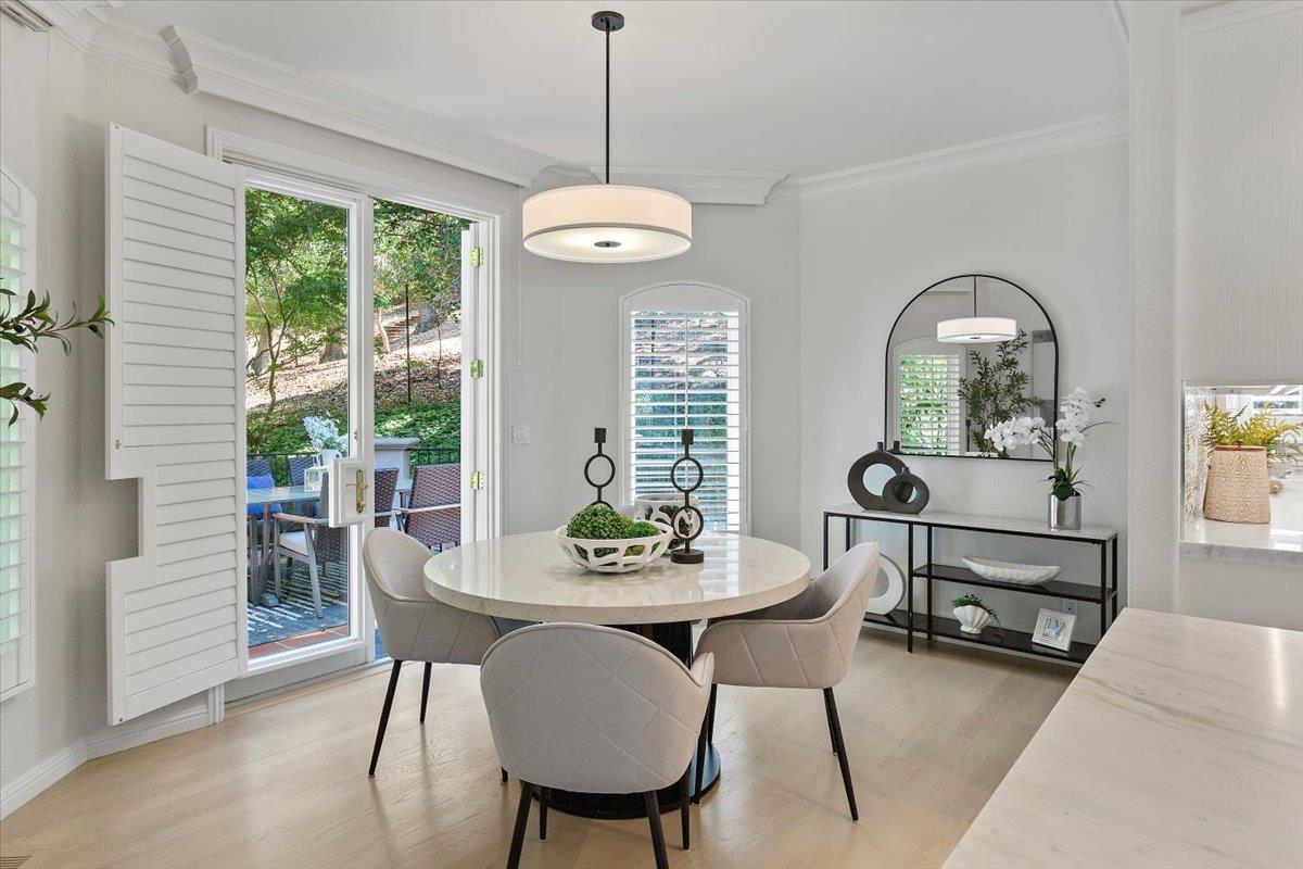 Detail Gallery Image 24 of 72 For 23525 Ravensbury Ave, Los Altos Hills,  CA 94024 - 4 Beds | 4/1 Baths