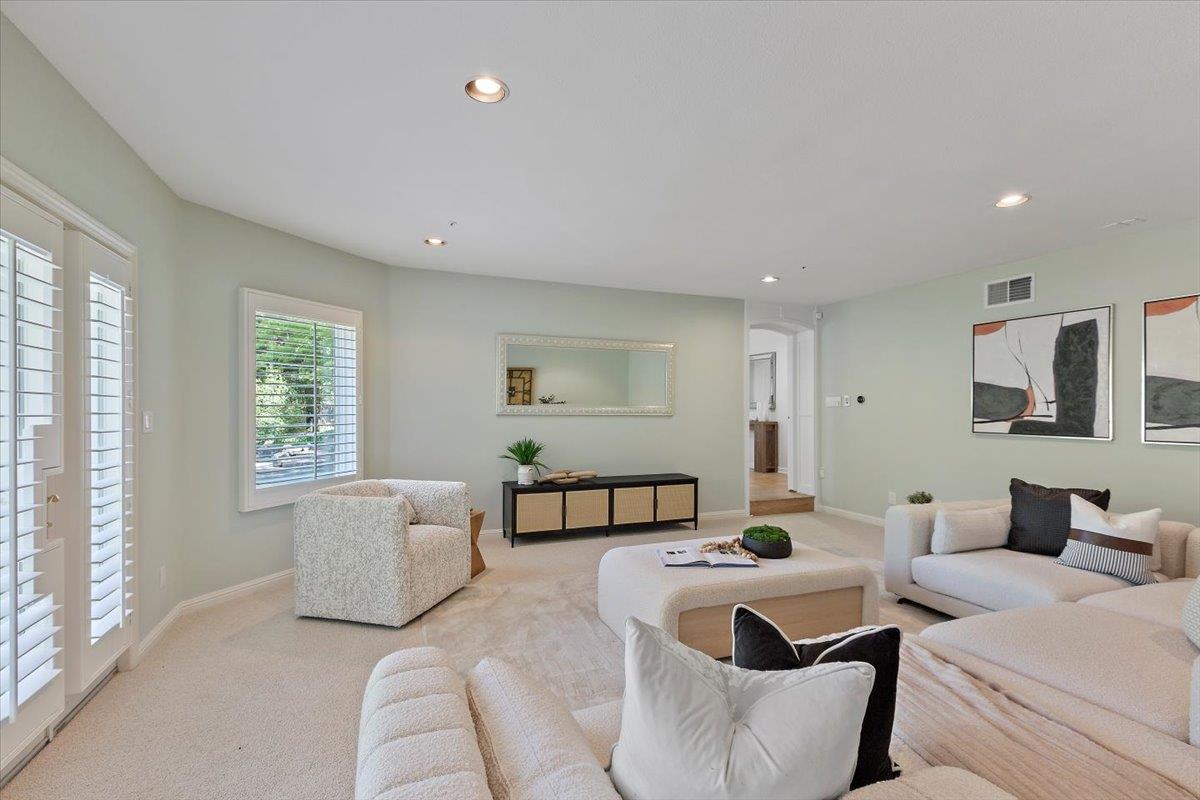 Detail Gallery Image 38 of 72 For 23525 Ravensbury Ave, Los Altos Hills,  CA 94024 - 4 Beds | 4/1 Baths