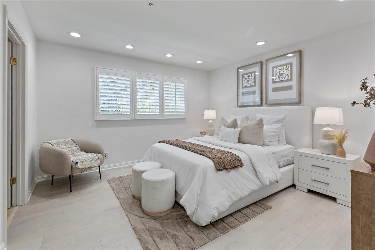 Detail Gallery Image 48 of 72 For 23525 Ravensbury Ave, Los Altos Hills,  CA 94024 - 4 Beds | 4/1 Baths
