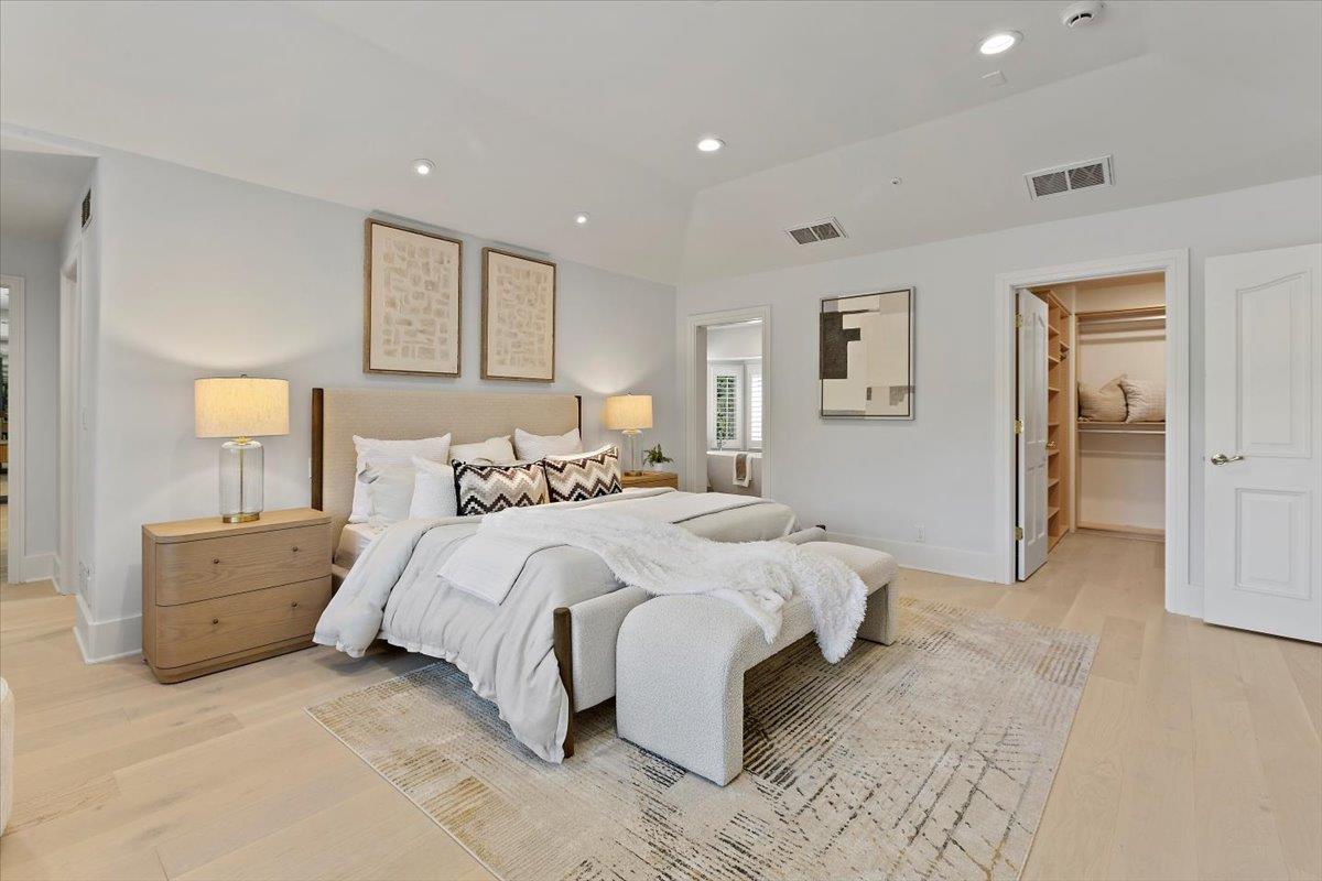 Detail Gallery Image 52 of 72 For 23525 Ravensbury Ave, Los Altos Hills,  CA 94024 - 4 Beds | 4/1 Baths