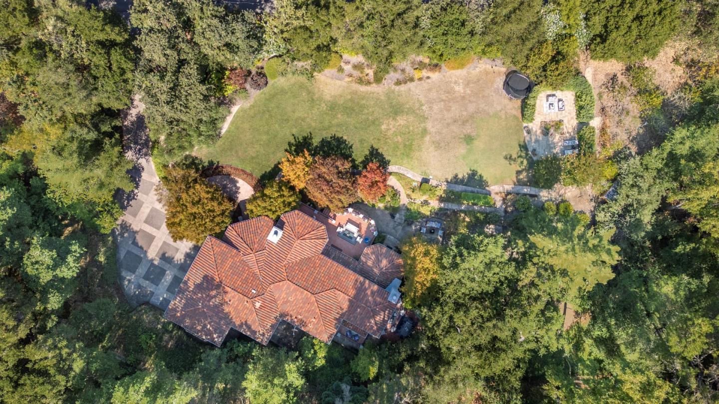 Detail Gallery Image 65 of 72 For 23525 Ravensbury Ave, Los Altos Hills,  CA 94024 - 4 Beds | 4/1 Baths