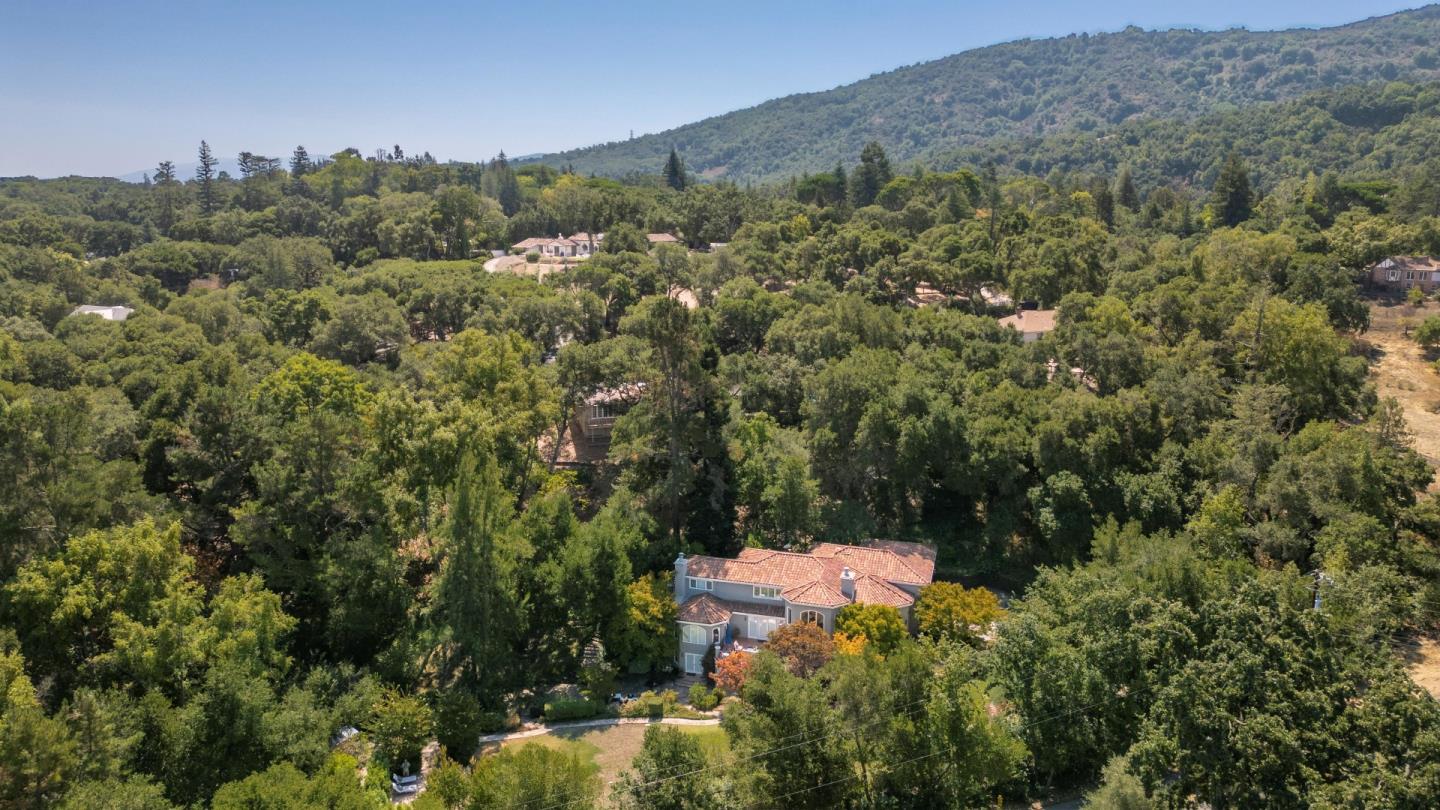 Detail Gallery Image 69 of 72 For 23525 Ravensbury Ave, Los Altos Hills,  CA 94024 - 4 Beds | 4/1 Baths
