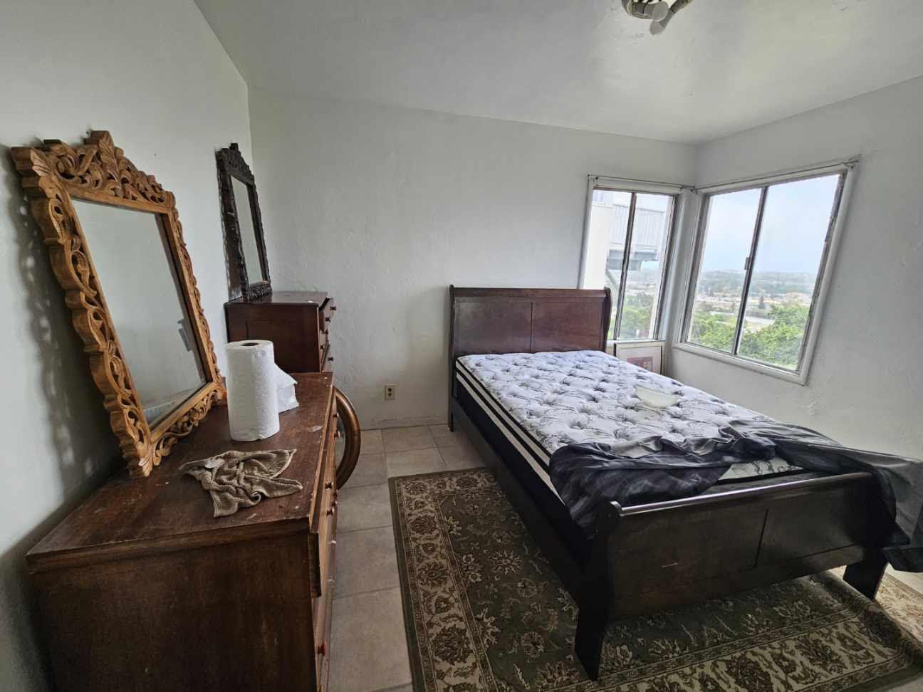 Detail Gallery Image 5 of 10 For 16085 Gramercy Dr, San Leandro,  CA 94578 - 3 Beds | 1/1 Baths