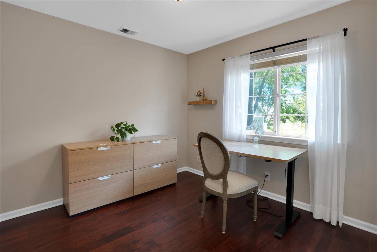 Detail Gallery Image 27 of 47 For 18396 Mill Ct, Saratoga,  CA 95070 - 4 Beds | 2/1 Baths