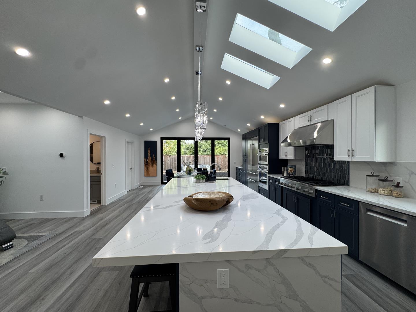 Detail Gallery Image 18 of 55 For 3211 Pentland Ct, San Jose,  CA 95148 - 3 Beds | 3 Baths