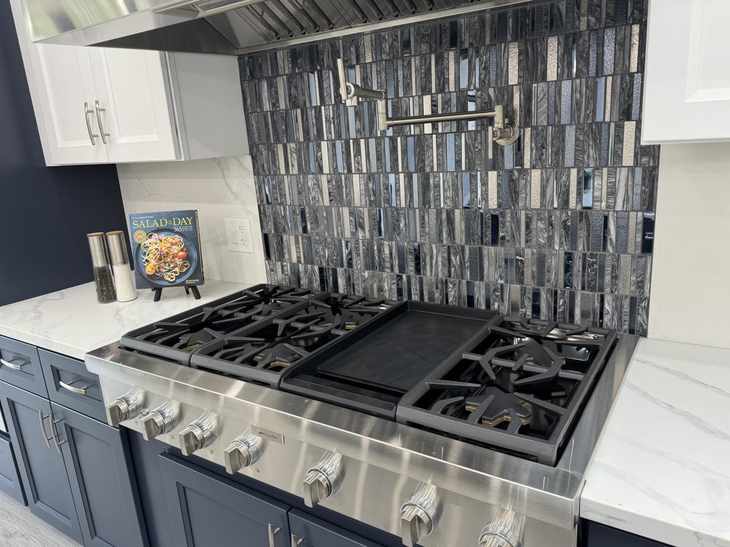 Detail Gallery Image 28 of 55 For 3211 Pentland Ct, San Jose,  CA 95148 - 3 Beds | 3 Baths