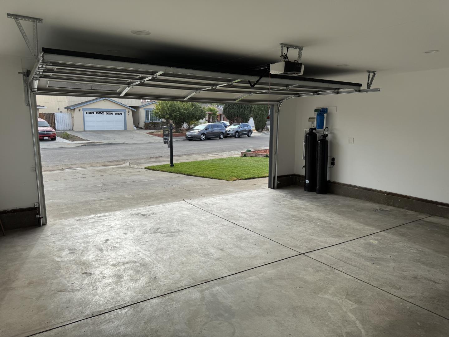 Detail Gallery Image 45 of 55 For 3211 Pentland Ct, San Jose,  CA 95148 - 3 Beds | 3 Baths