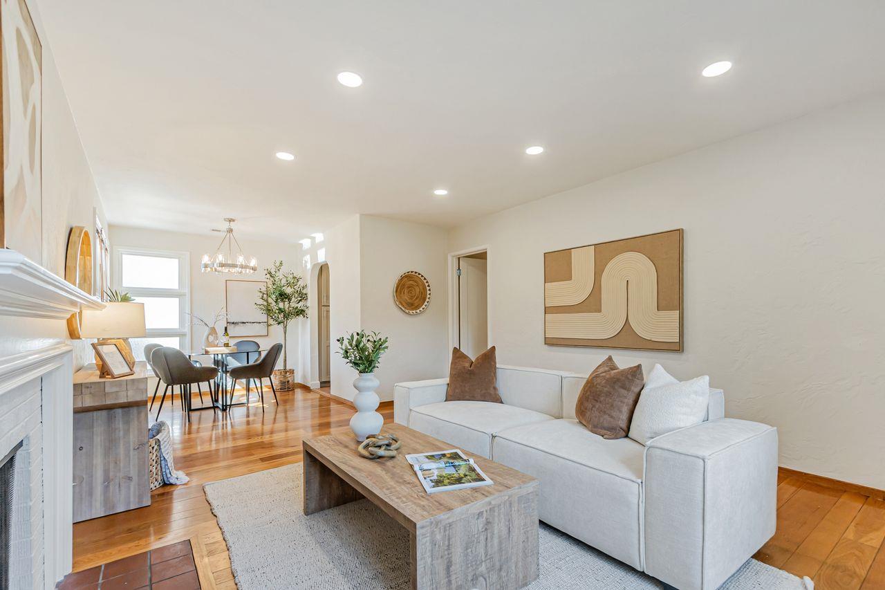 Detail Gallery Image 10 of 55 For 2183 Cherrystone Dr, San Jose,  CA 95128 - 4 Beds | 2 Baths