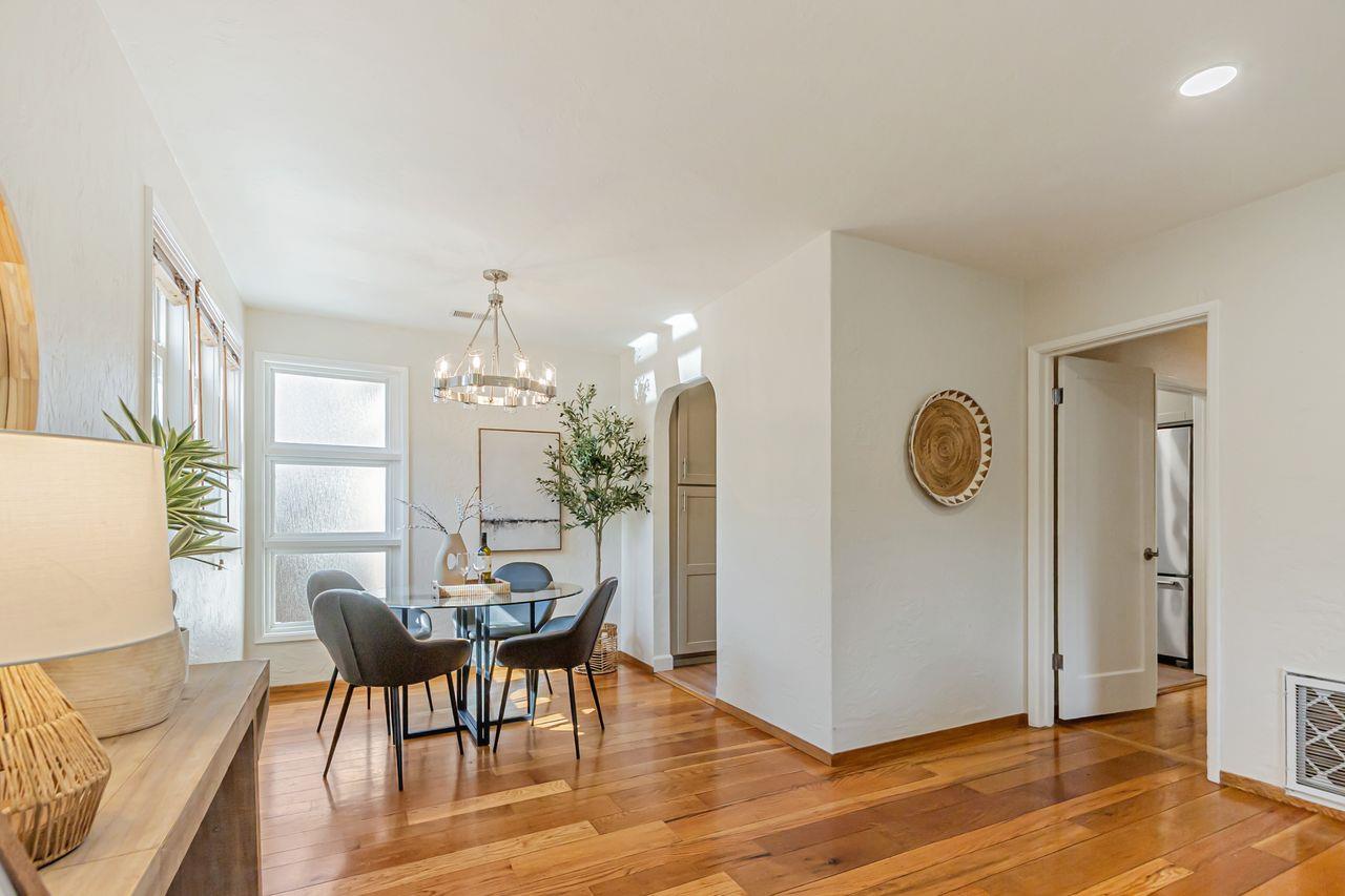 Detail Gallery Image 12 of 55 For 2183 Cherrystone Dr, San Jose,  CA 95128 - 4 Beds | 2 Baths