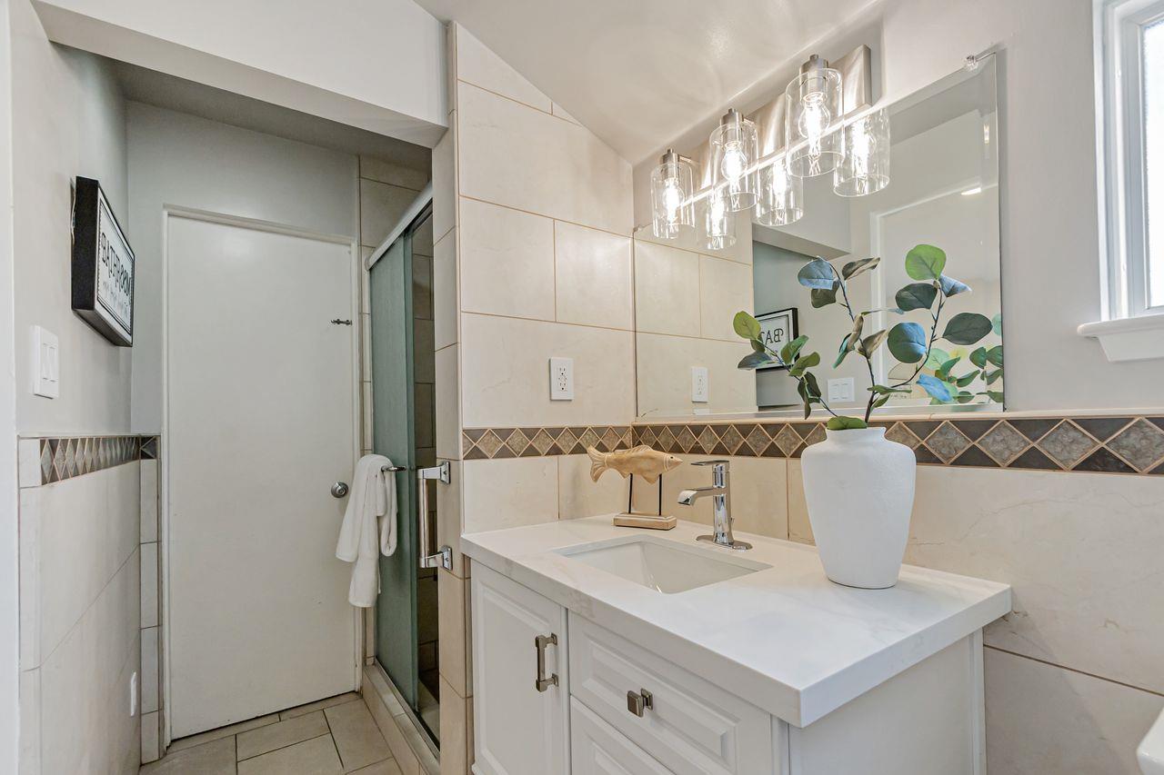 Detail Gallery Image 34 of 55 For 2183 Cherrystone Dr, San Jose,  CA 95128 - 4 Beds | 2 Baths