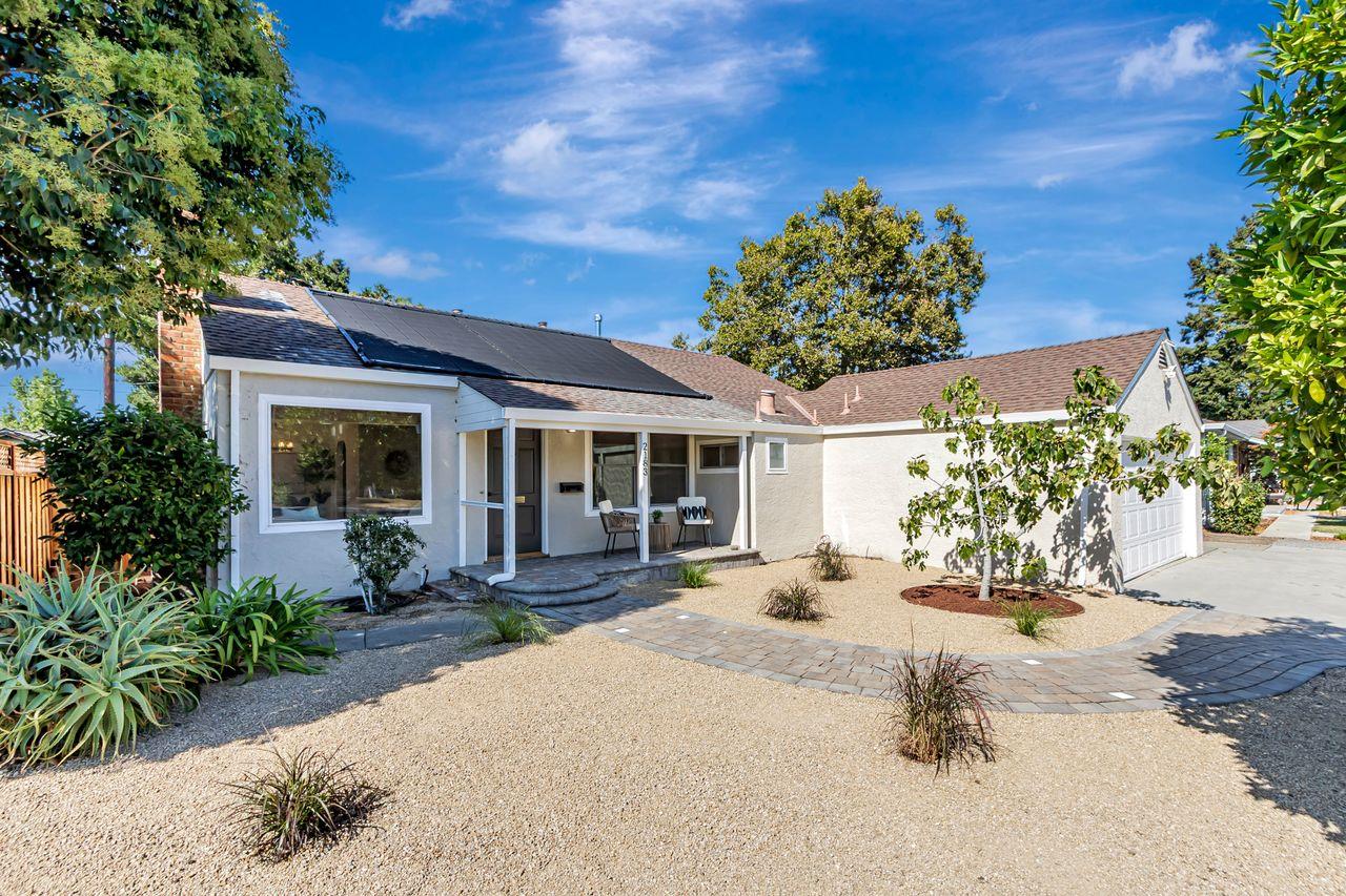 Detail Gallery Image 4 of 55 For 2183 Cherrystone Dr, San Jose,  CA 95128 - 4 Beds | 2 Baths