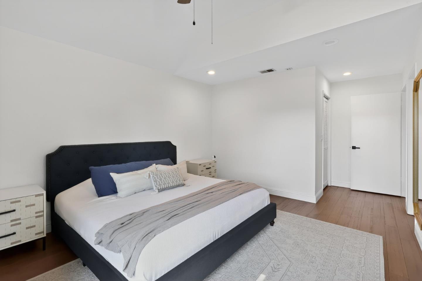 Detail Gallery Image 11 of 20 For 2352 Leptis Cir, Morgan Hill,  CA 95037 - 3 Beds | 2/1 Baths