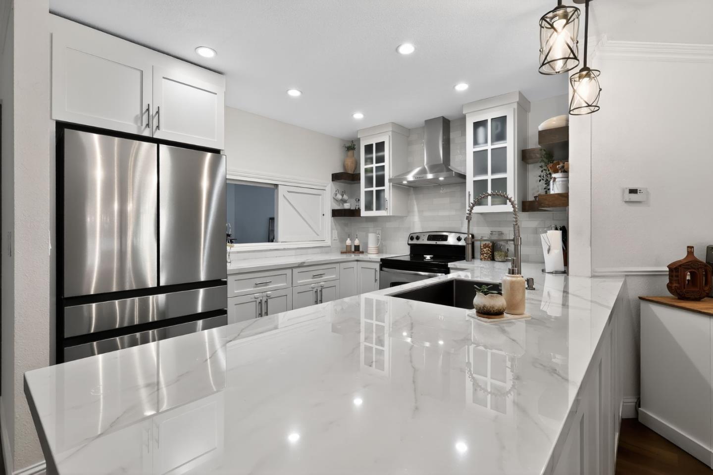 Detail Gallery Image 4 of 20 For 2352 Leptis Cir, Morgan Hill,  CA 95037 - 3 Beds | 2/1 Baths