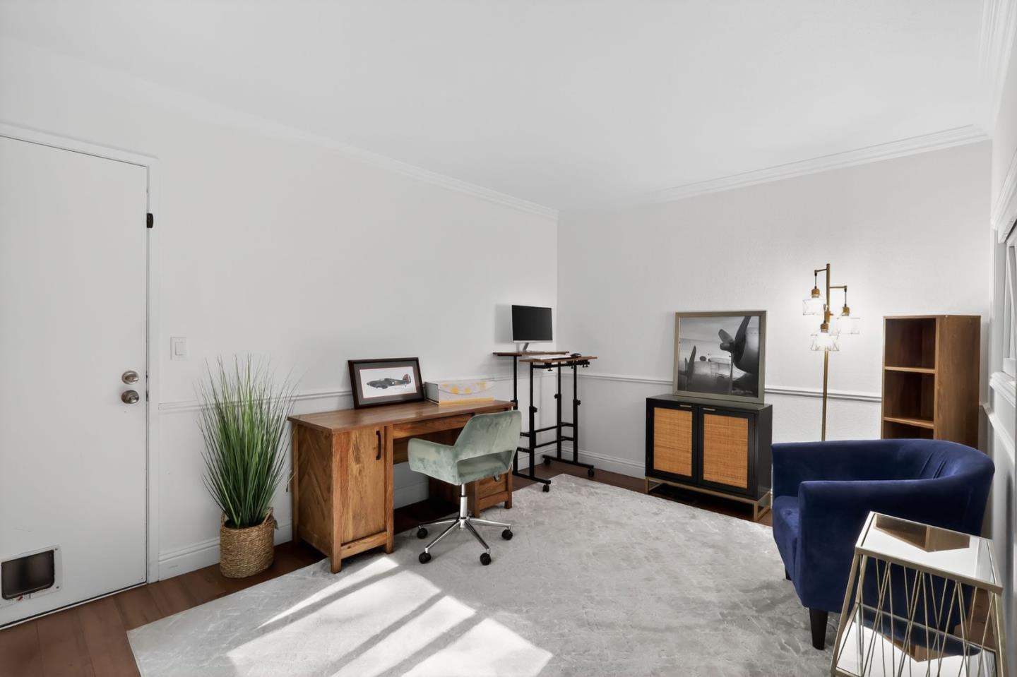 Detail Gallery Image 8 of 20 For 2352 Leptis Cir, Morgan Hill,  CA 95037 - 3 Beds | 2/1 Baths