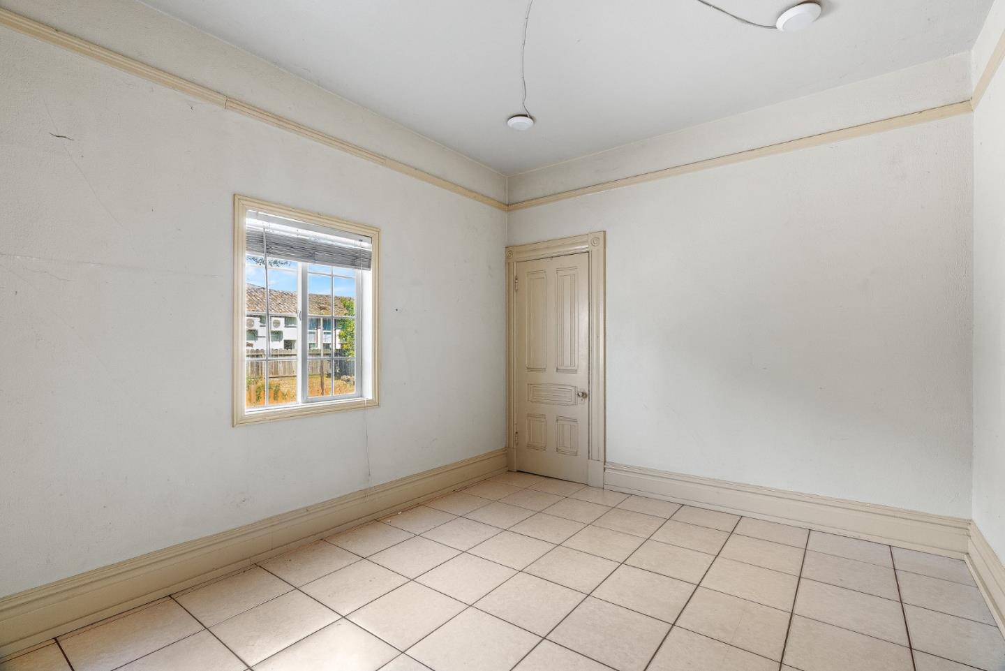 Detail Gallery Image 6 of 49 For 20-22 Hitchcock Rd, Salinas,  CA 93908 - – Beds | – Baths