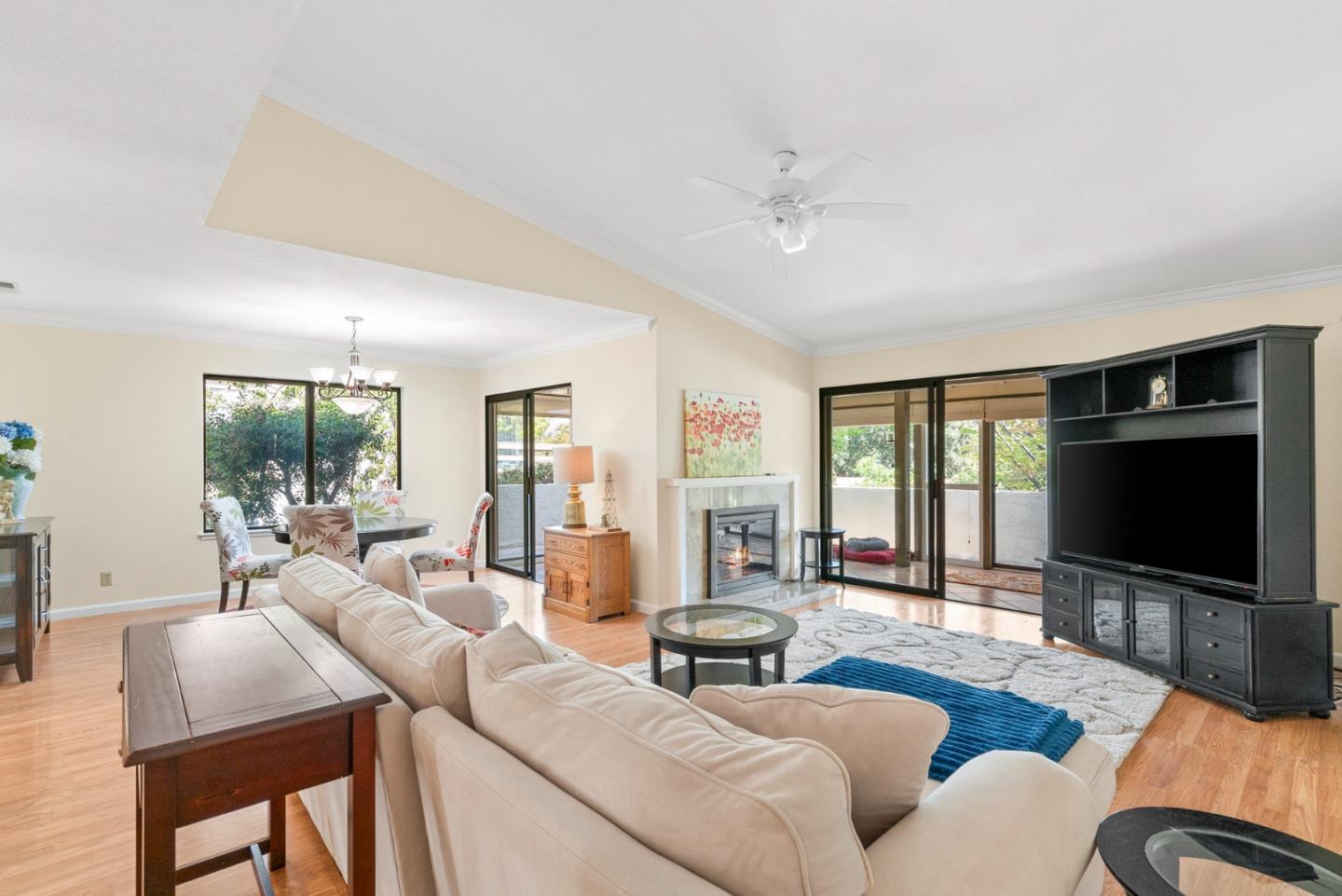 Detail Gallery Image 7 of 37 For 8449 Traminer Ct, San Jose,  CA 95135 - 2 Beds | 2 Baths