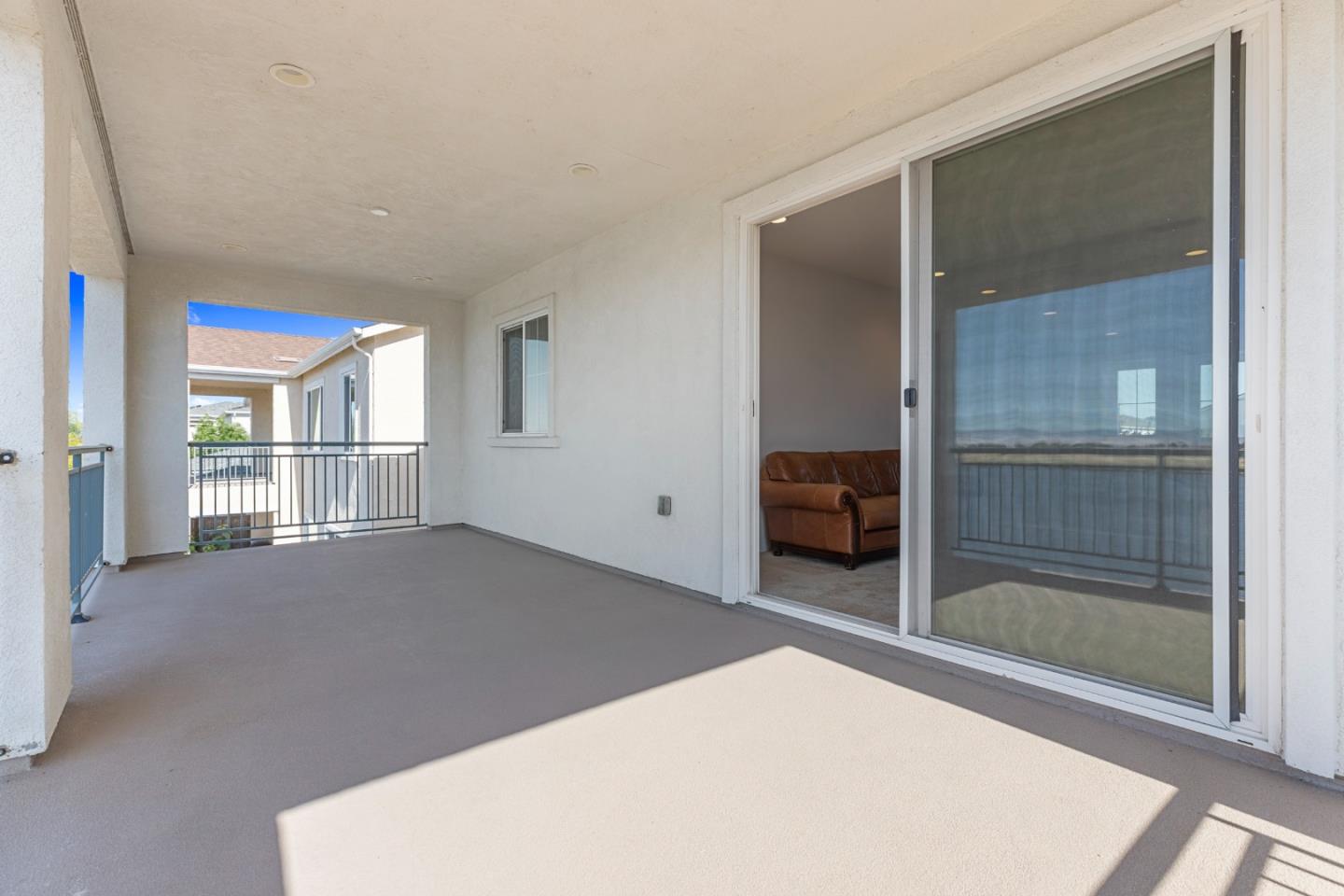 Detail Gallery Image 19 of 42 For 1674 Locksley Dr, Lathrop,  CA 95330 - 4 Beds | 3 Baths