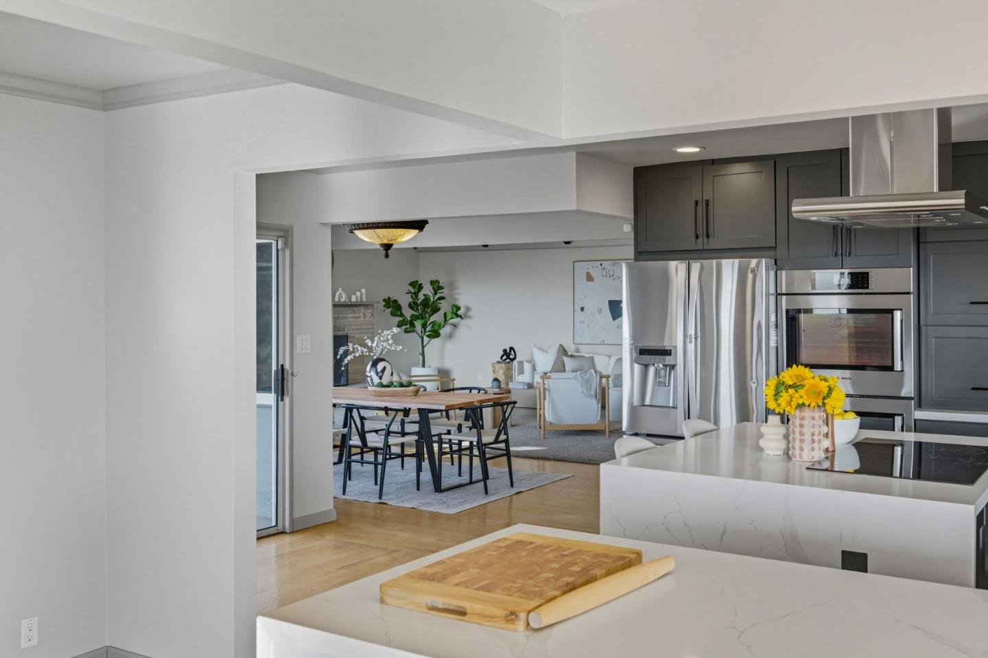 Detail Gallery Image 16 of 62 For 1532 View Dr, San Leandro,  CA 94577 - 4 Beds | 3/1 Baths