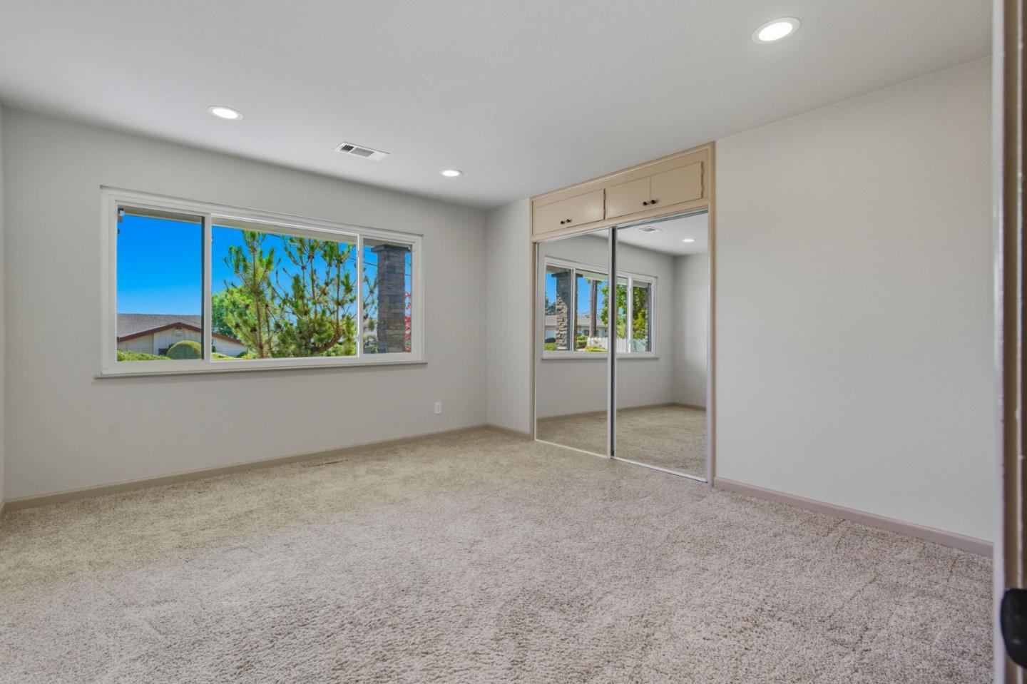 Detail Gallery Image 33 of 62 For 1532 View Dr, San Leandro,  CA 94577 - 4 Beds | 3/1 Baths
