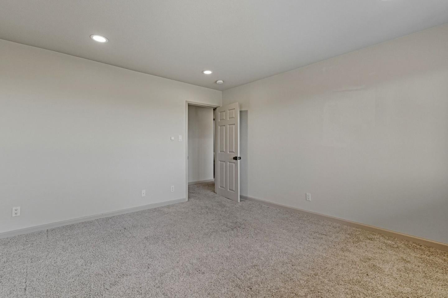 Detail Gallery Image 34 of 62 For 1532 View Dr, San Leandro,  CA 94577 - 4 Beds | 3/1 Baths
