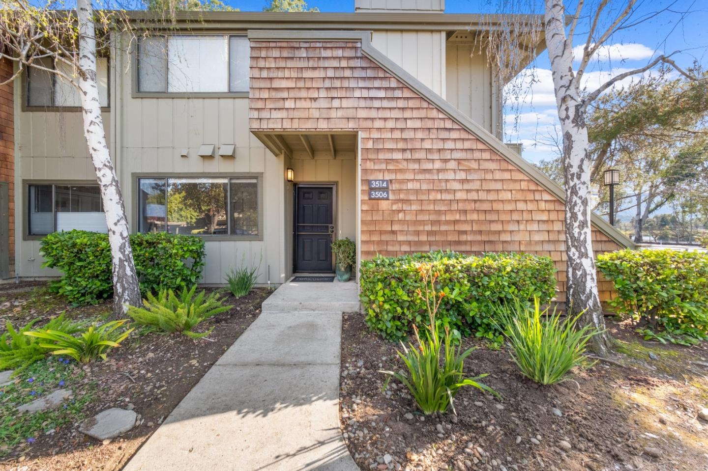 Detail Gallery Image 2 of 23 For 3506 La Terrace Cir, San Jose,  CA 95123 - 2 Beds | 1 Baths