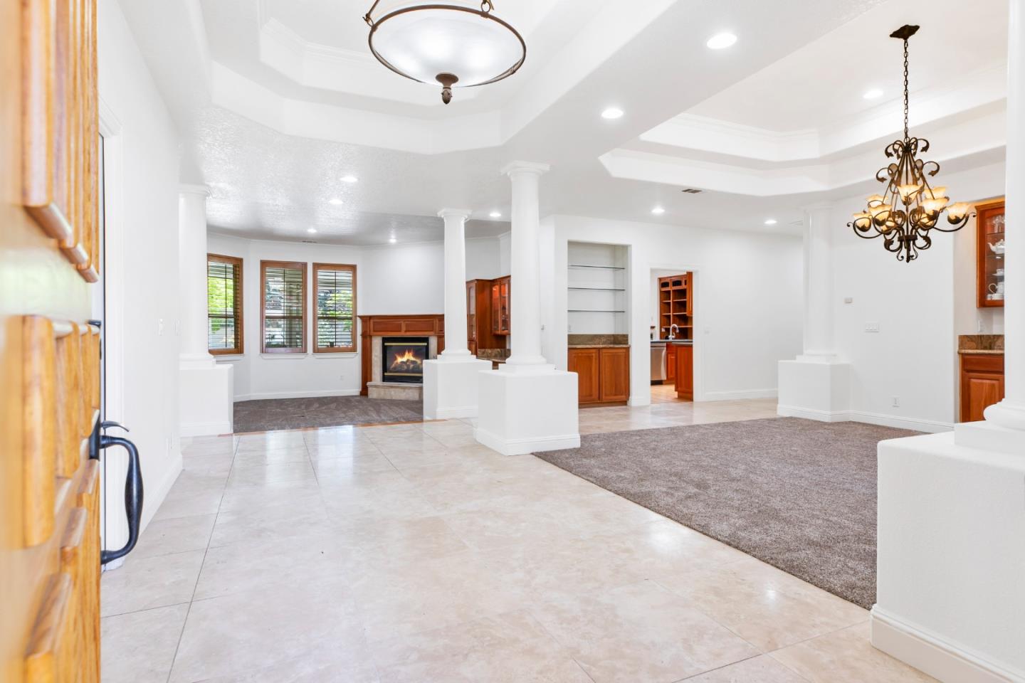 Detail Gallery Image 24 of 64 For 5000 Peach Blossom Ln, Oakdale,  CA 95361 - 4 Beds | 3/1 Baths