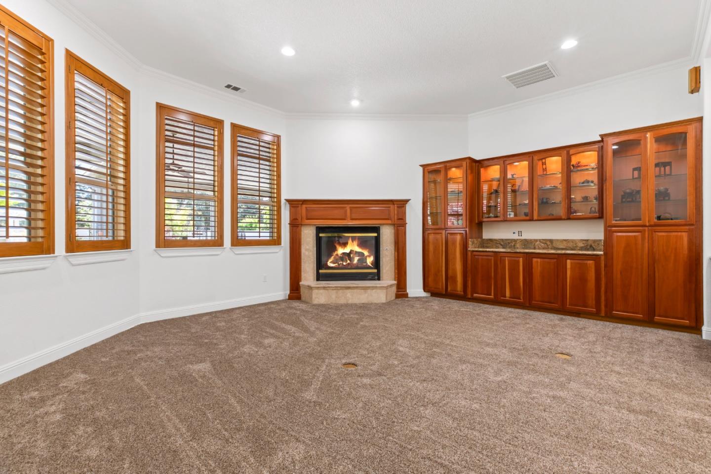 Detail Gallery Image 27 of 64 For 5000 Peach Blossom Ln, Oakdale,  CA 95361 - 4 Beds | 3/1 Baths
