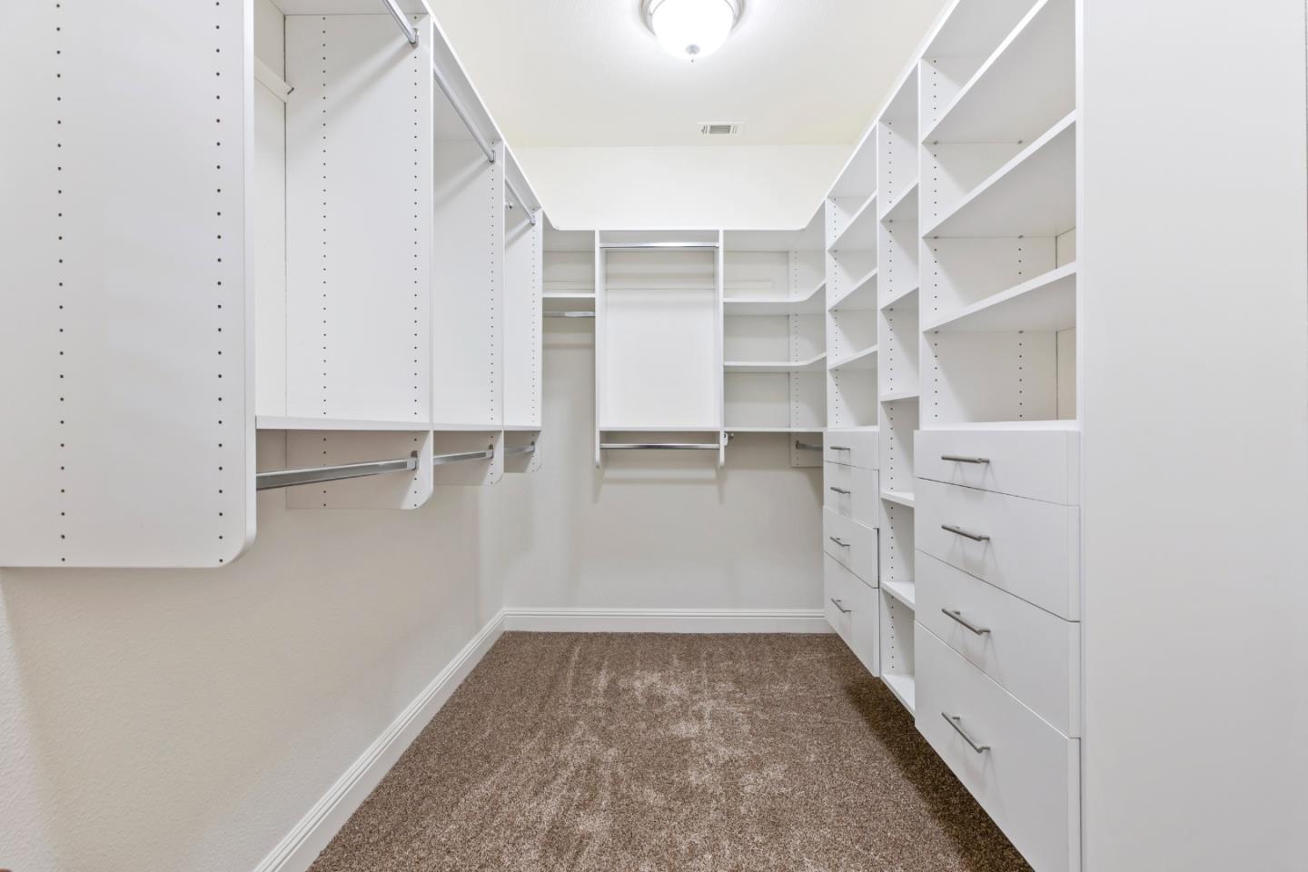 Detail Gallery Image 37 of 64 For 5000 Peach Blossom Ln, Oakdale,  CA 95361 - 4 Beds | 3/1 Baths