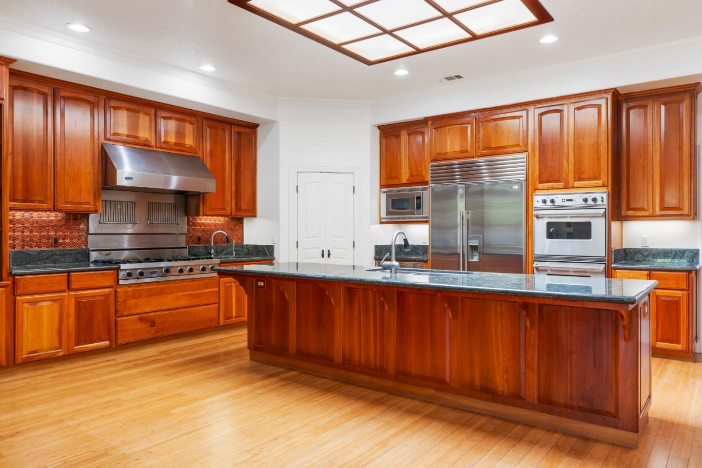 Detail Gallery Image 41 of 64 For 5000 Peach Blossom Ln, Oakdale,  CA 95361 - 4 Beds | 3/1 Baths
