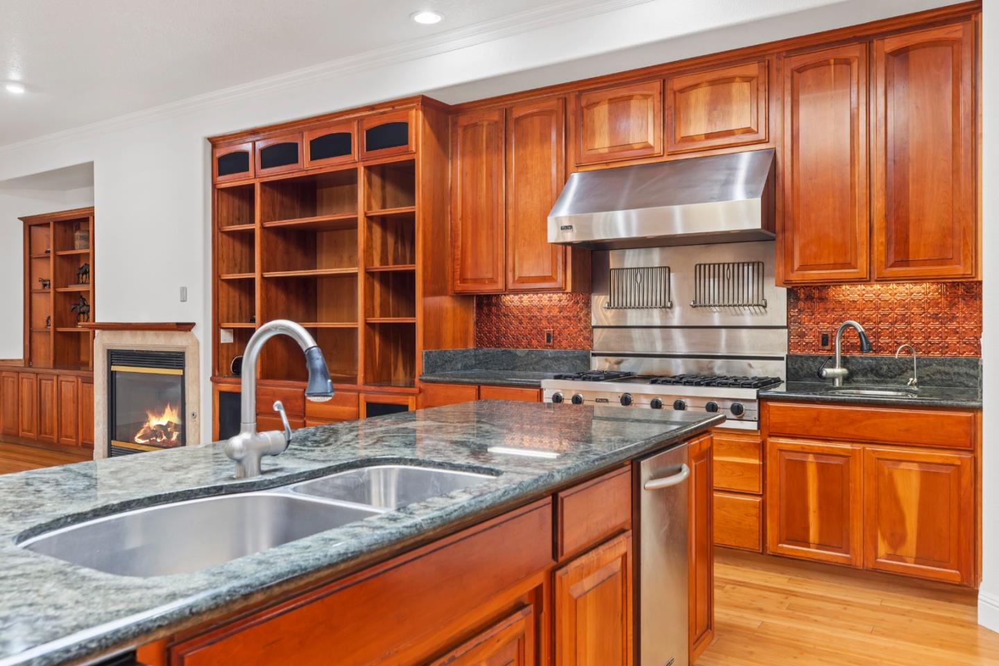 Detail Gallery Image 45 of 64 For 5000 Peach Blossom Ln, Oakdale,  CA 95361 - 4 Beds | 3/1 Baths