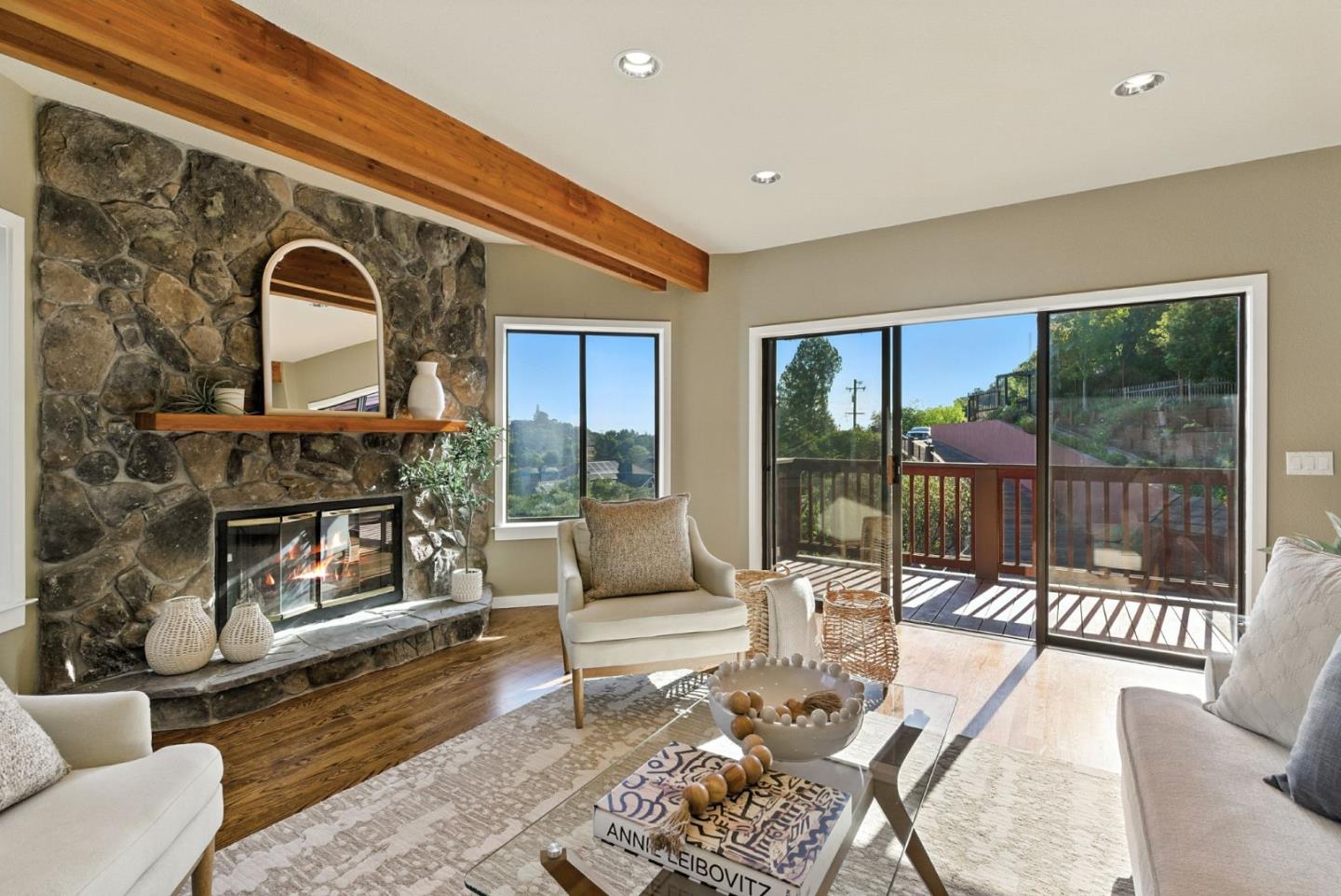 Detail Gallery Image 19 of 66 For 400 Winding Way, San Carlos,  CA 94070 - 4 Beds | 3/1 Baths