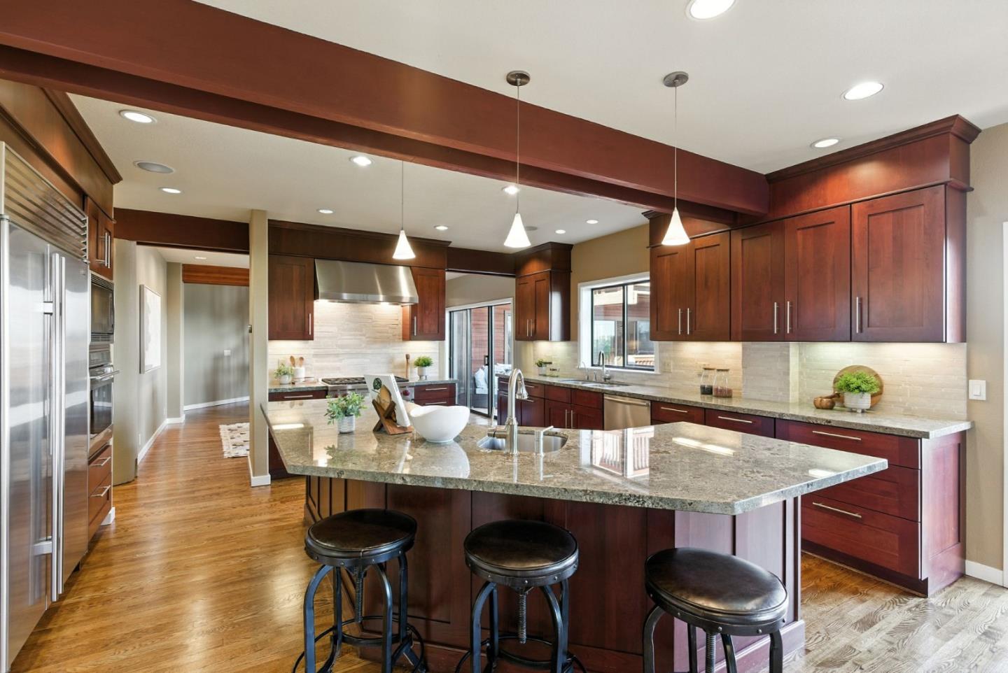 Detail Gallery Image 27 of 66 For 400 Winding Way, San Carlos,  CA 94070 - 4 Beds | 3/1 Baths