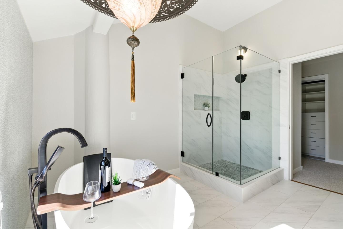 Detail Gallery Image 42 of 66 For 400 Winding Way, San Carlos,  CA 94070 - 4 Beds | 3/1 Baths