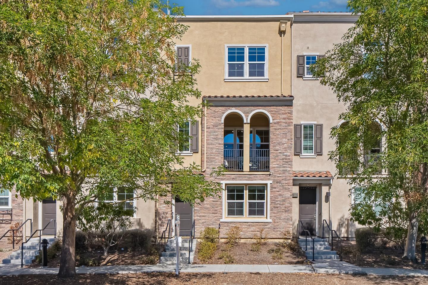 Detail Gallery Image 2 of 34 For 39857 Pelton Ter, Newark,  CA 94560 - 4 Beds | 3/1 Baths