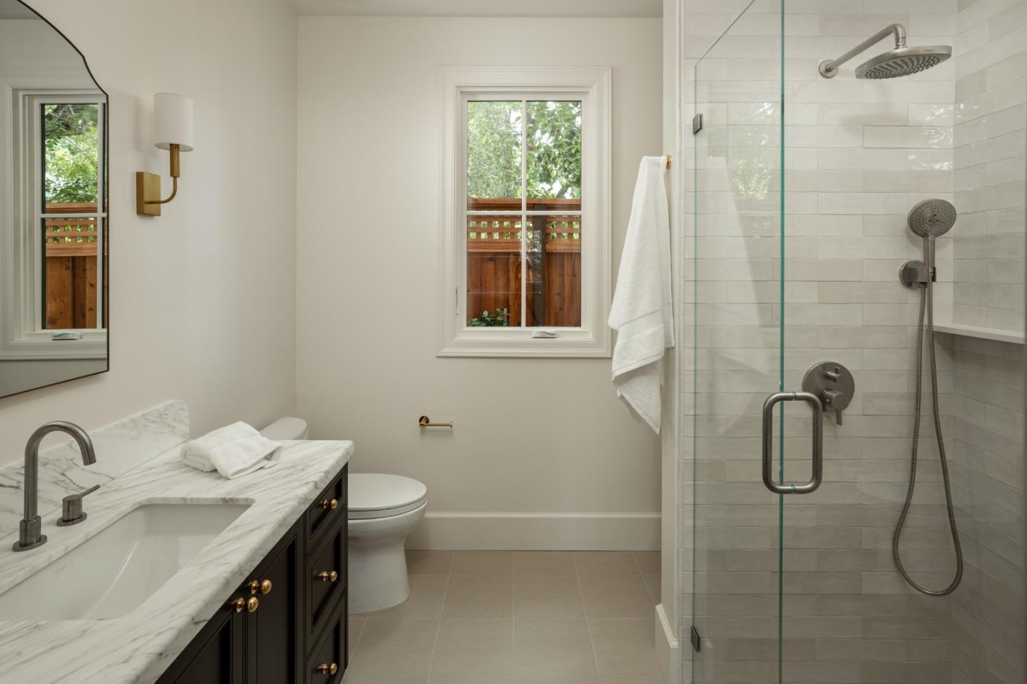 Detail Gallery Image 39 of 39 For 162 Waverley St, Palo Alto,  CA 94301 - 4 Beds | 4/1 Baths
