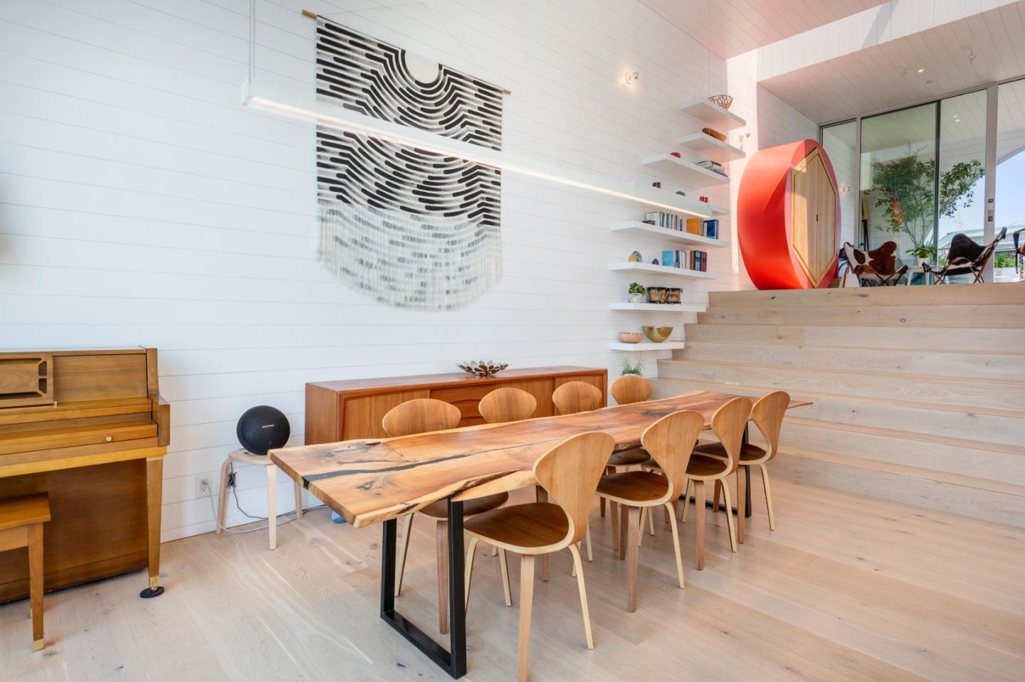 Detail Gallery Image 12 of 34 For 23 Gate 6 1/2 Rd, Sausalito,  CA 94965 - 3 Beds | 2/1 Baths