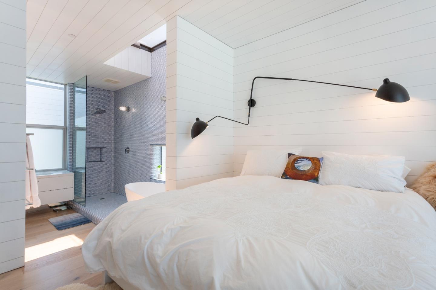Detail Gallery Image 21 of 34 For 23 Gate 6 1/2 Rd, Sausalito,  CA 94965 - 3 Beds | 2/1 Baths