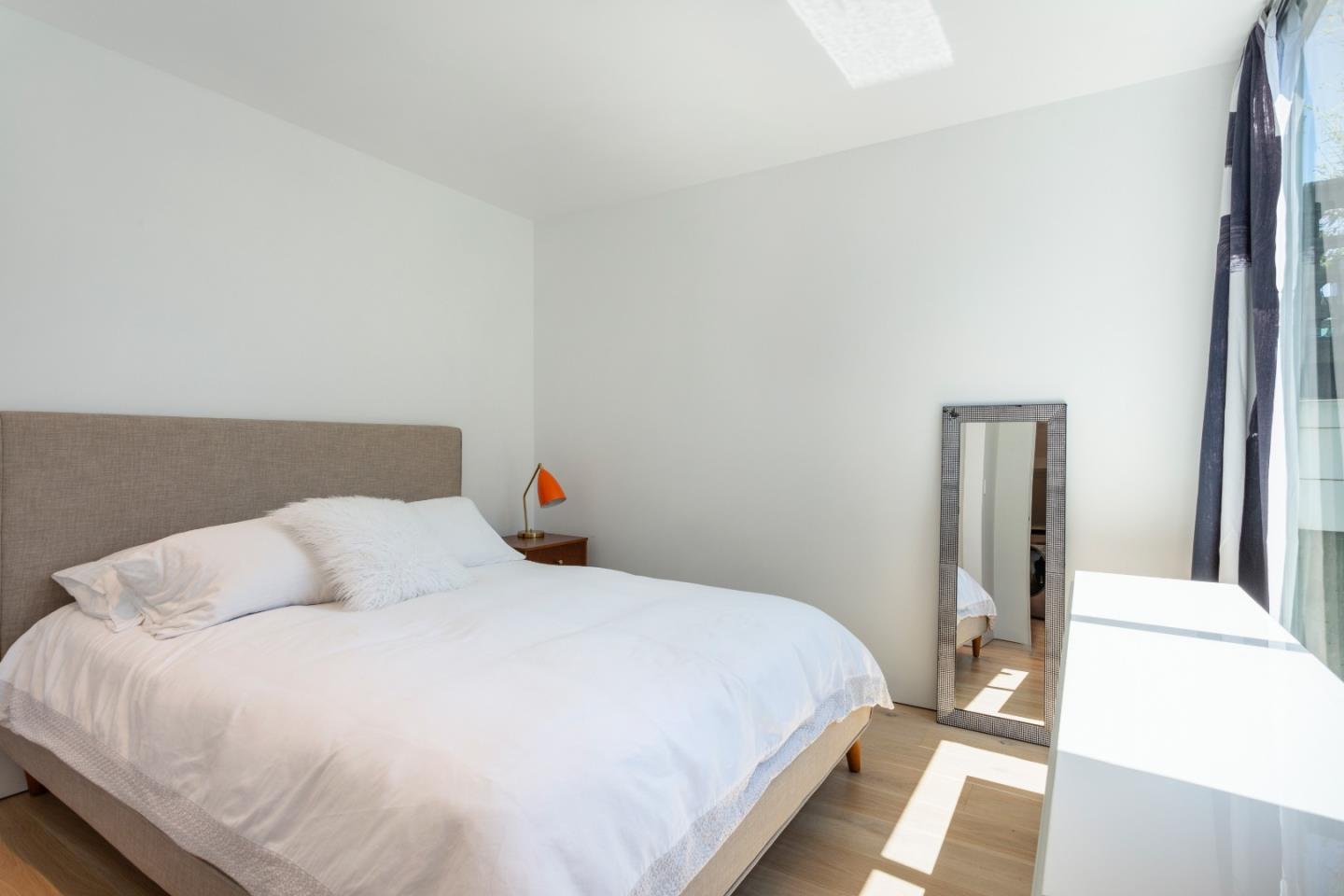Detail Gallery Image 24 of 34 For 23 Gate 6 1/2 Rd, Sausalito,  CA 94965 - 3 Beds | 2/1 Baths