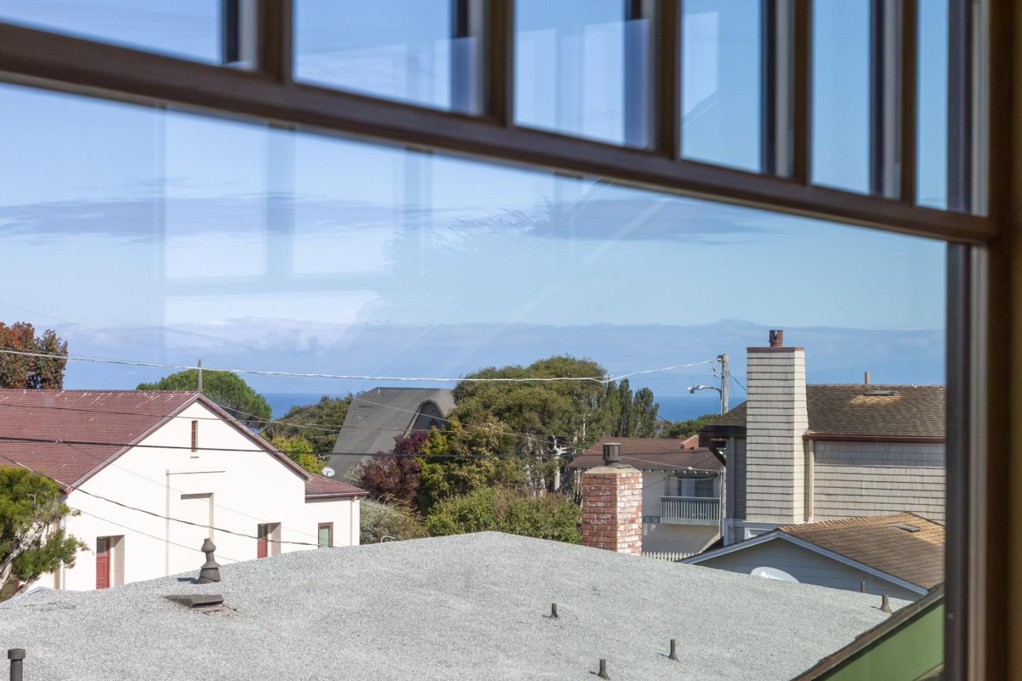 Detail Gallery Image 19 of 34 For 382 Spruce Ave, Pacific Grove,  CA 93950 - 2 Beds | 2 Baths