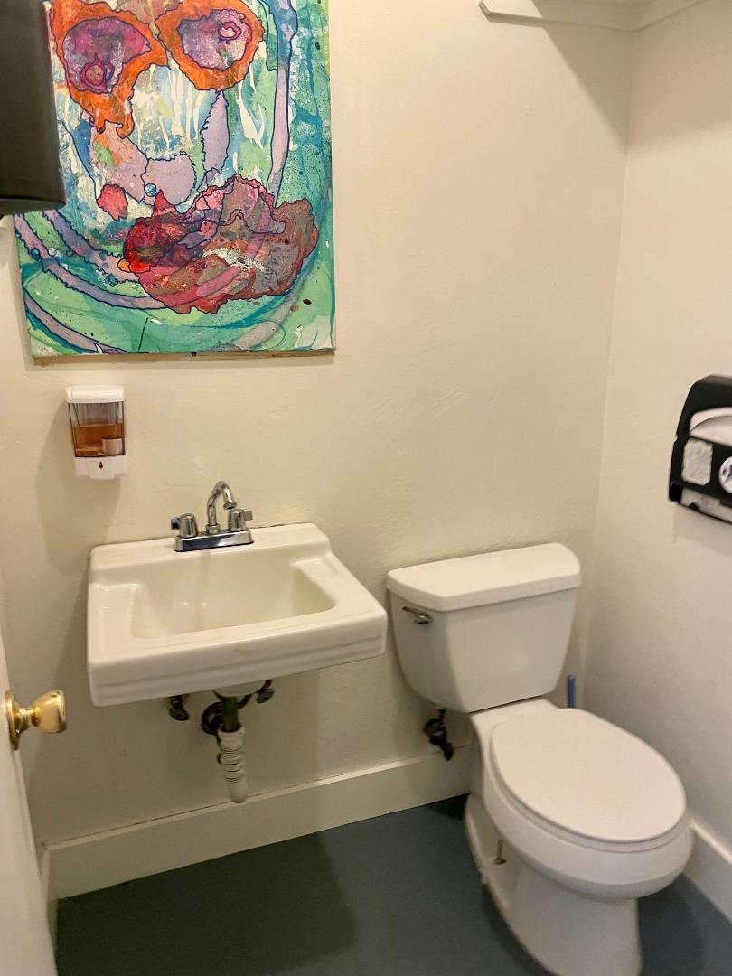 Detail Gallery Image 9 of 9 For 4330 24th St, Sacramento,  CA 95822 - – Beds | – Baths