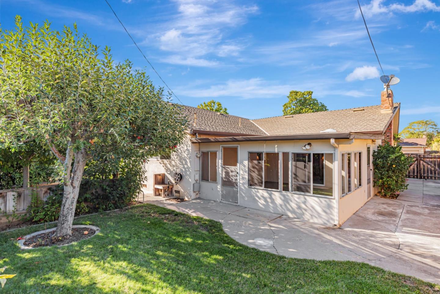 Detail Gallery Image 34 of 39 For 3816 Phoenix Ct, San Jose,  CA 95130 - 4 Beds | 2 Baths