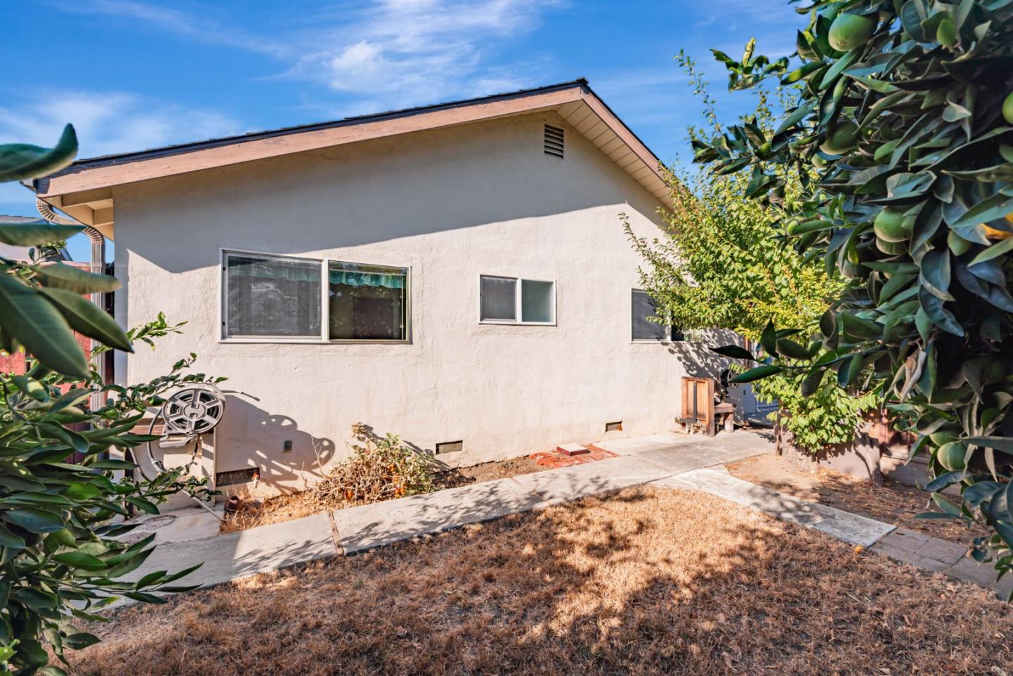 Detail Gallery Image 35 of 39 For 3816 Phoenix Ct, San Jose,  CA 95130 - 4 Beds | 2 Baths