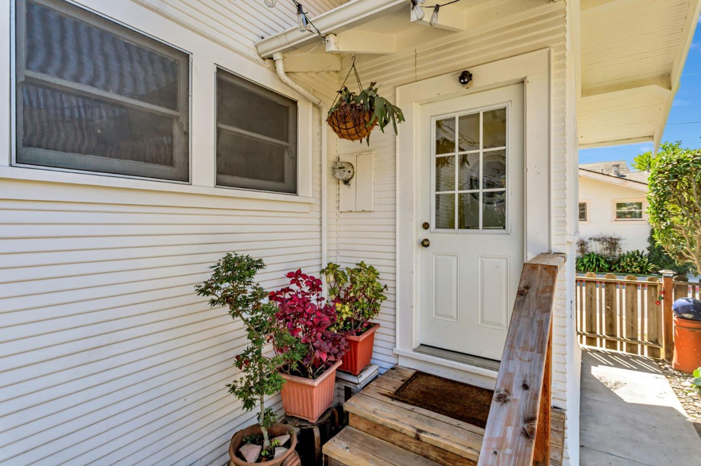 Detail Gallery Image 30 of 34 For 30 W Lake Ave, Watsonville,  CA 95076 - 2 Beds | 1 Baths