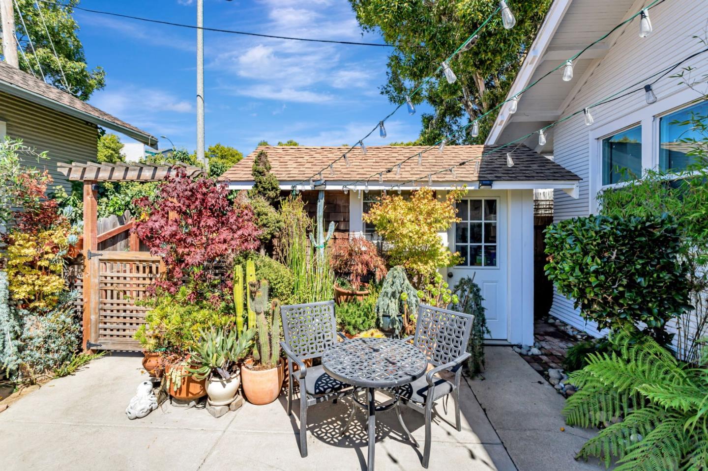 Detail Gallery Image 31 of 34 For 30 W Lake Ave, Watsonville,  CA 95076 - 2 Beds | 1 Baths