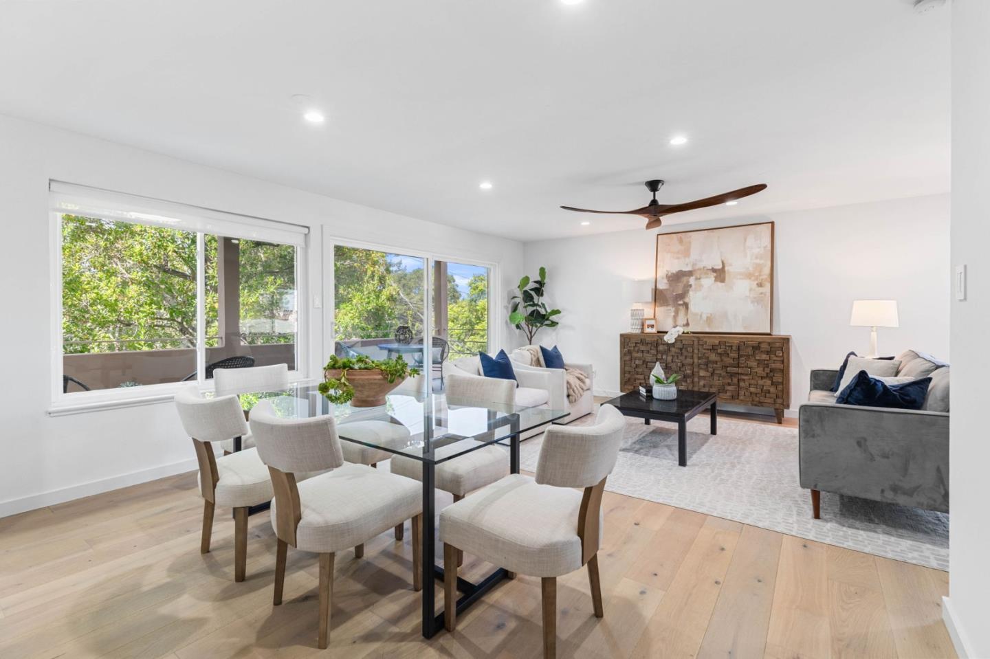 Detail Gallery Image 7 of 30 For 55 Claremont Ave #301,  Redwood City,  CA 94062 - 3 Beds | 2 Baths