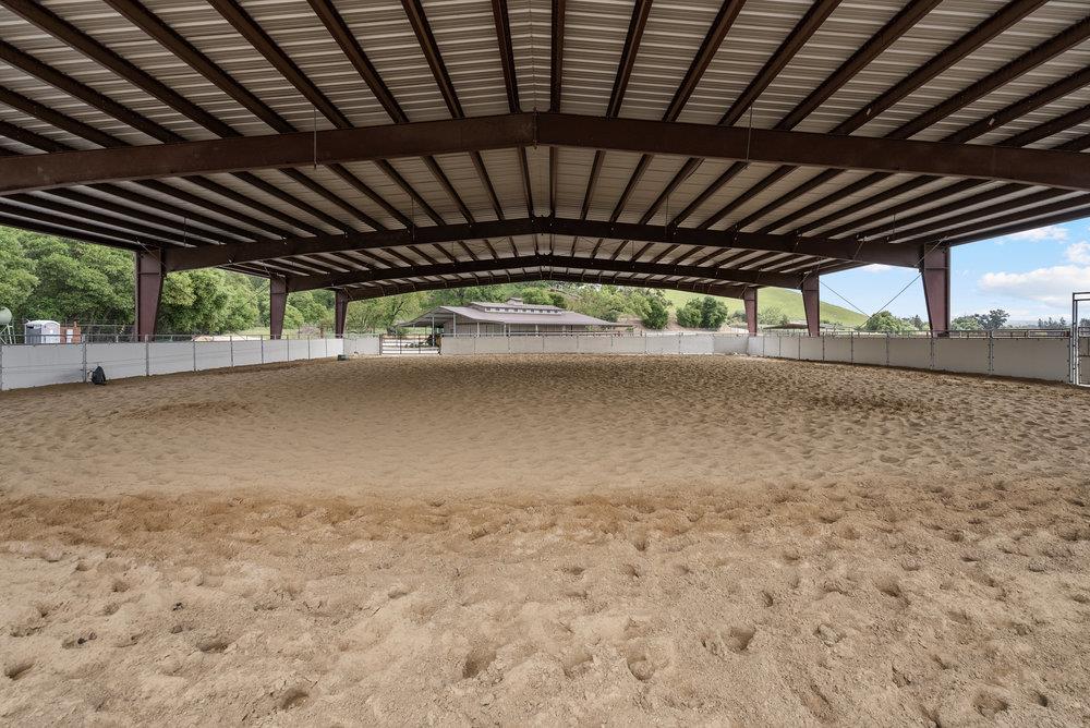 Detail Gallery Image 12 of 47 For 804 Comstock Rd, Hollister,  CA 95023 - 4 Beds | 2 Baths